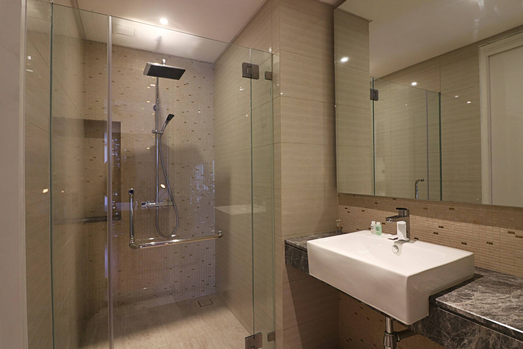 Anggun By Kl Suites Kuala Lumpur Dış mekan fotoğraf